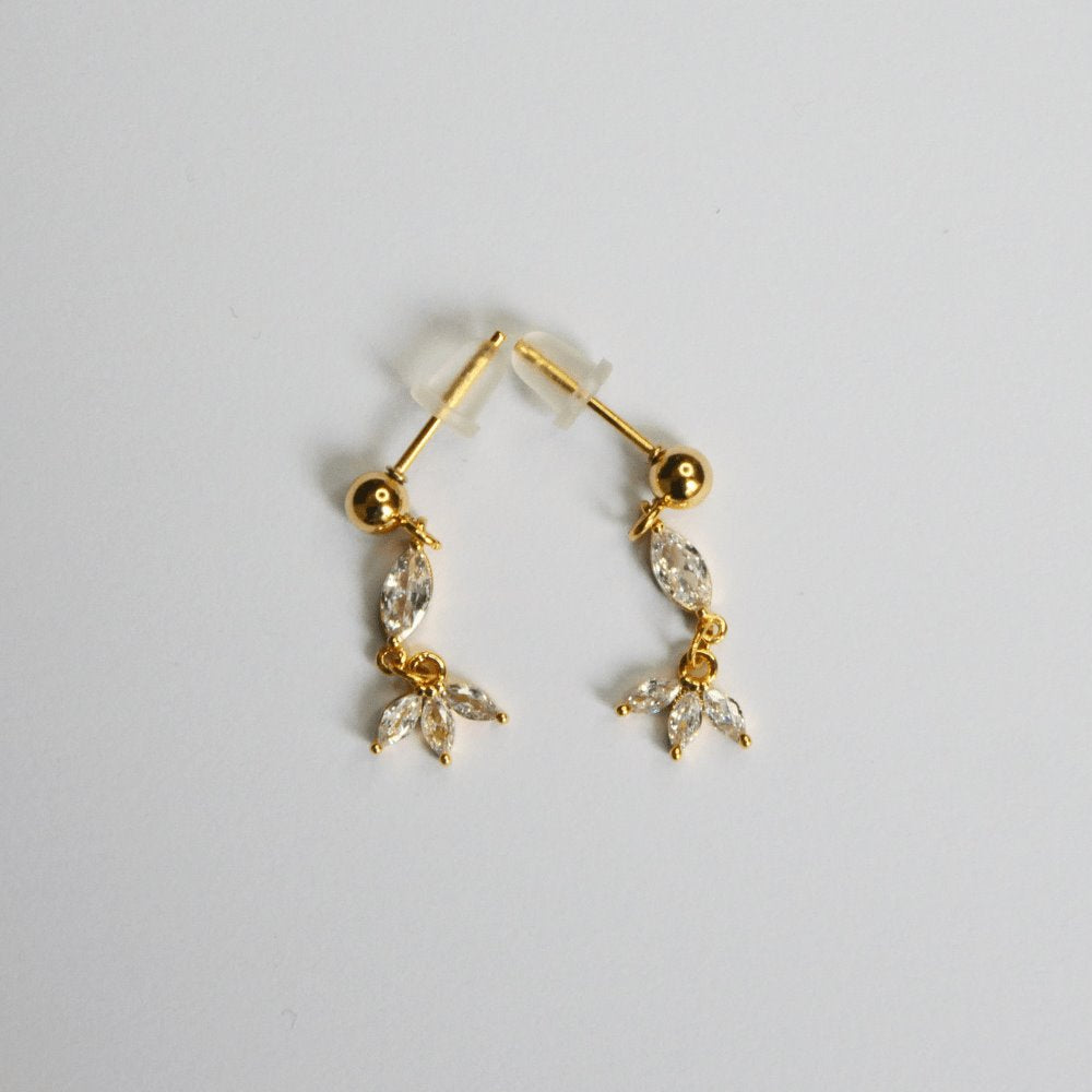 Clous d'oreilles en acier inoxydable doré et pendentif en oxyde de zirconium