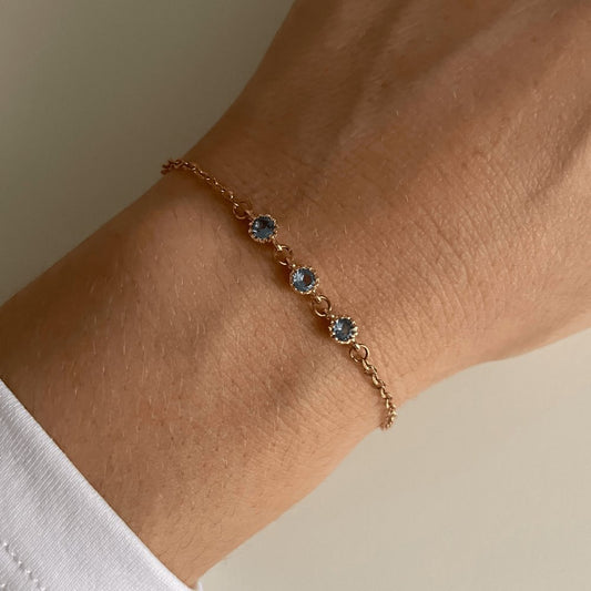 bracelet petit poignet réglable minimaliste doré acier inoxydable connecteurs bleu ciel ronds oxyde de zirconium