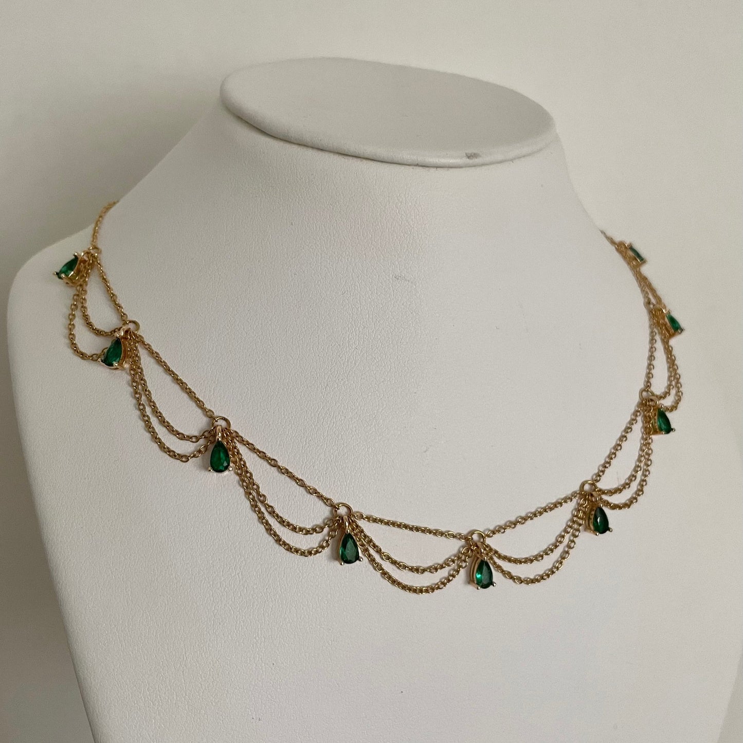 collier dore acier inoxydable chaine pendentifs goutte vert emeraude