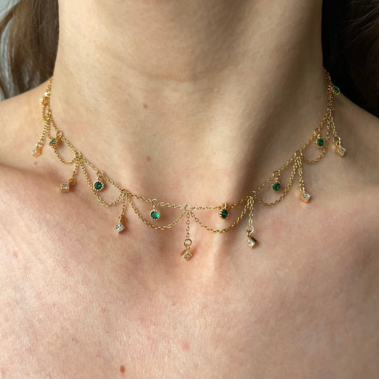 Collier royal princesse réglable doré en acier inoxydable pendentif vert émeraude et losange blanc en oxyde de zirconium