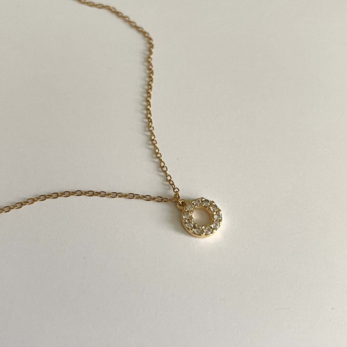 Collier doré acier inoxydable pendentif rond zircon