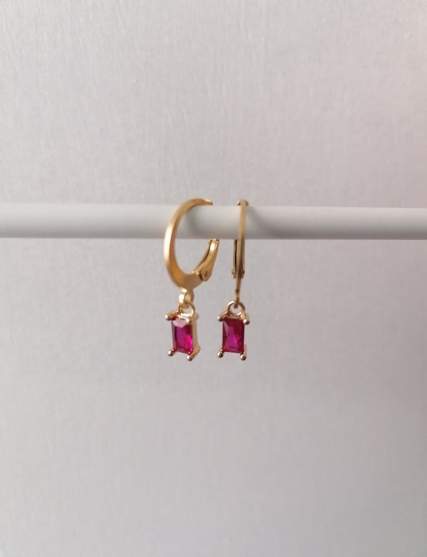 Dormeuses zircons Boucles d'oreille dormeuses orisit Rose fuchia 